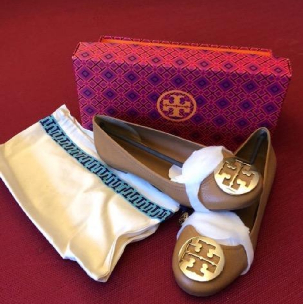 New in box Tory Burch Reva ballet flats